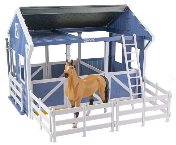 Breyer Deluxe Country Stable